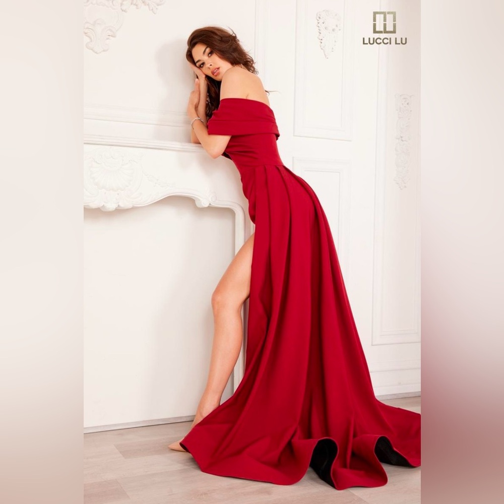NWT Lucci Lu Style: 1193, Color: Wine, Size: 8